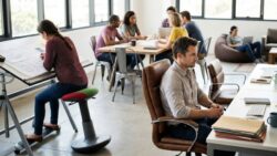 Psychology: the chair you choose to sit on reveals what kind of person you are at work
